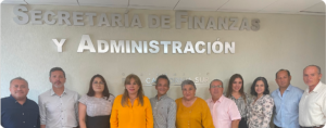 Equipo frente a la Secretaru00eda de Finanzas de BCS